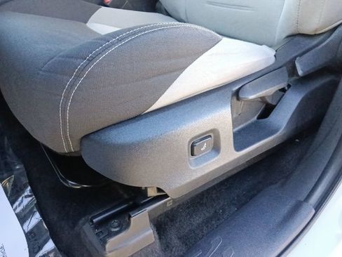 Used 2024 Toyota Tacoma TRD Off-Road image 16