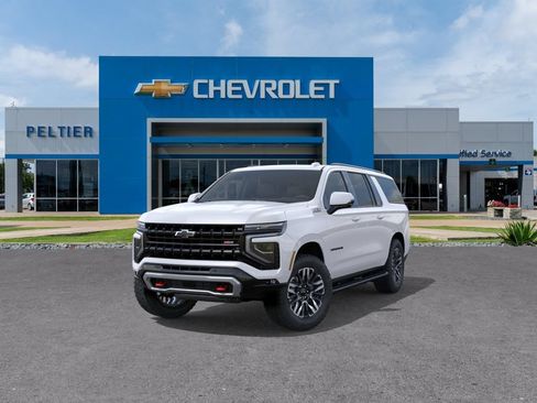 New 2026 Chevrolet Suburban Z71 w/ Comfort Package AWD/4WD image 8