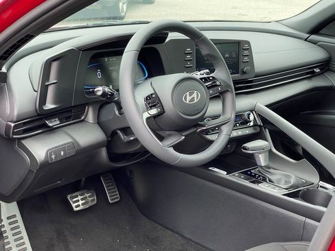 New 2026 Hyundai Elantra SEL Sport Premium FWD image 10
