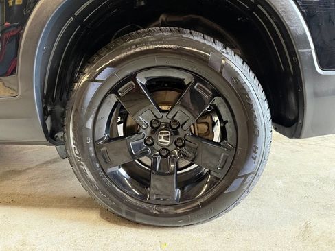 Used 2024 Honda Ridgeline Black Edition image 37