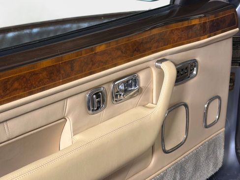 Used 2000 Rolls-Royce Corniche RWD image 28