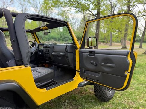 Used 2002 Jeep Wrangler SE AWD/4WD image 29