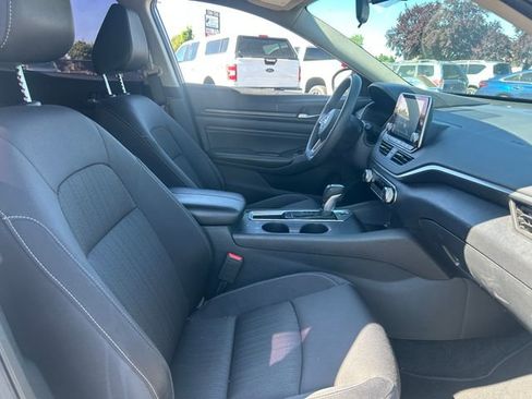 Used 2019 Nissan Altima 2.5 S FWD image 30