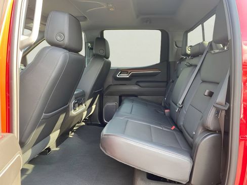 Used 2023 GMC Sierra 1500 Denali w/ Denali Reserve Package AWD/4WD image 16