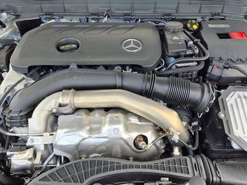 New 2026 Mercedes-Benz GLB 250 image 15