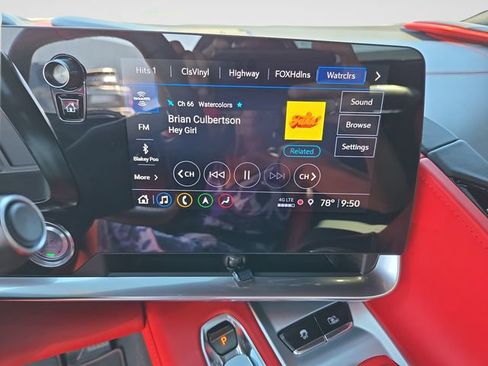 Used 2021 Chevrolet Corvette Stingray Premium Conv w/ Z51 Performance Package RWD image 27