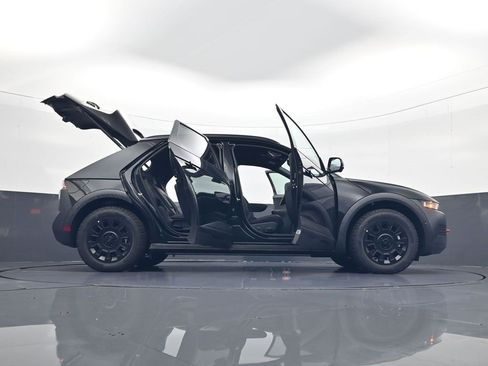 New 2025 Hyundai Ioniq 5 XRT image 33