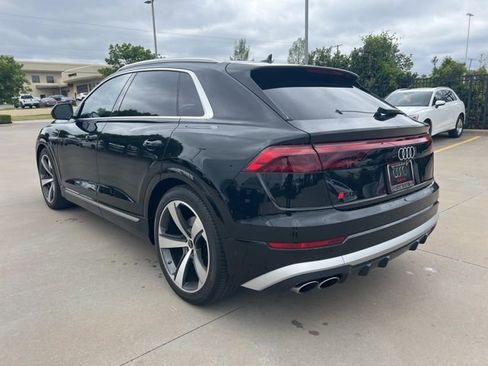 Used 2024 Audi SQ8 Premium Plus w/ Executive Package image 5
