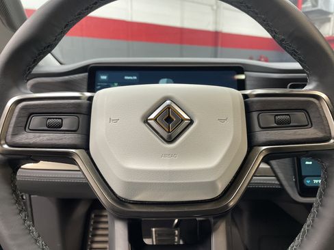 Used 2024 Rivian R1S Adventure image 18