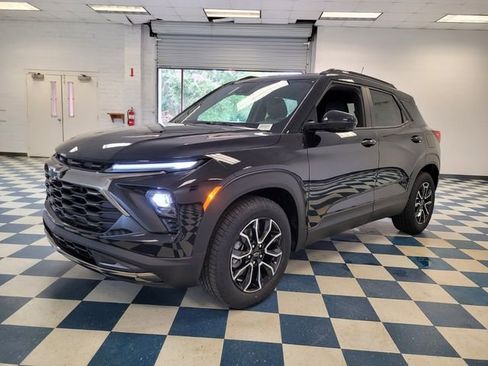 New 2026 Chevrolet TrailBlazer ACTIV w/ Convenience Package image 3