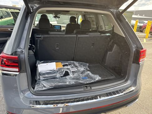 New 2026 Volkswagen Atlas SE image 27