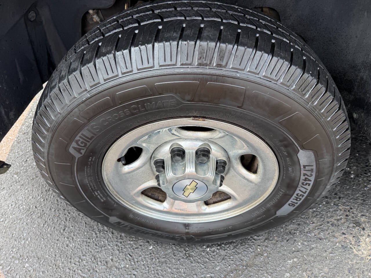 Used 2009 Chevrolet Silverado 2500 LT AWD/4WD image 9