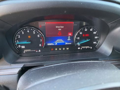 Used 2020 Ford Explorer Limited w/ Class III Trailer Tow Package image 9