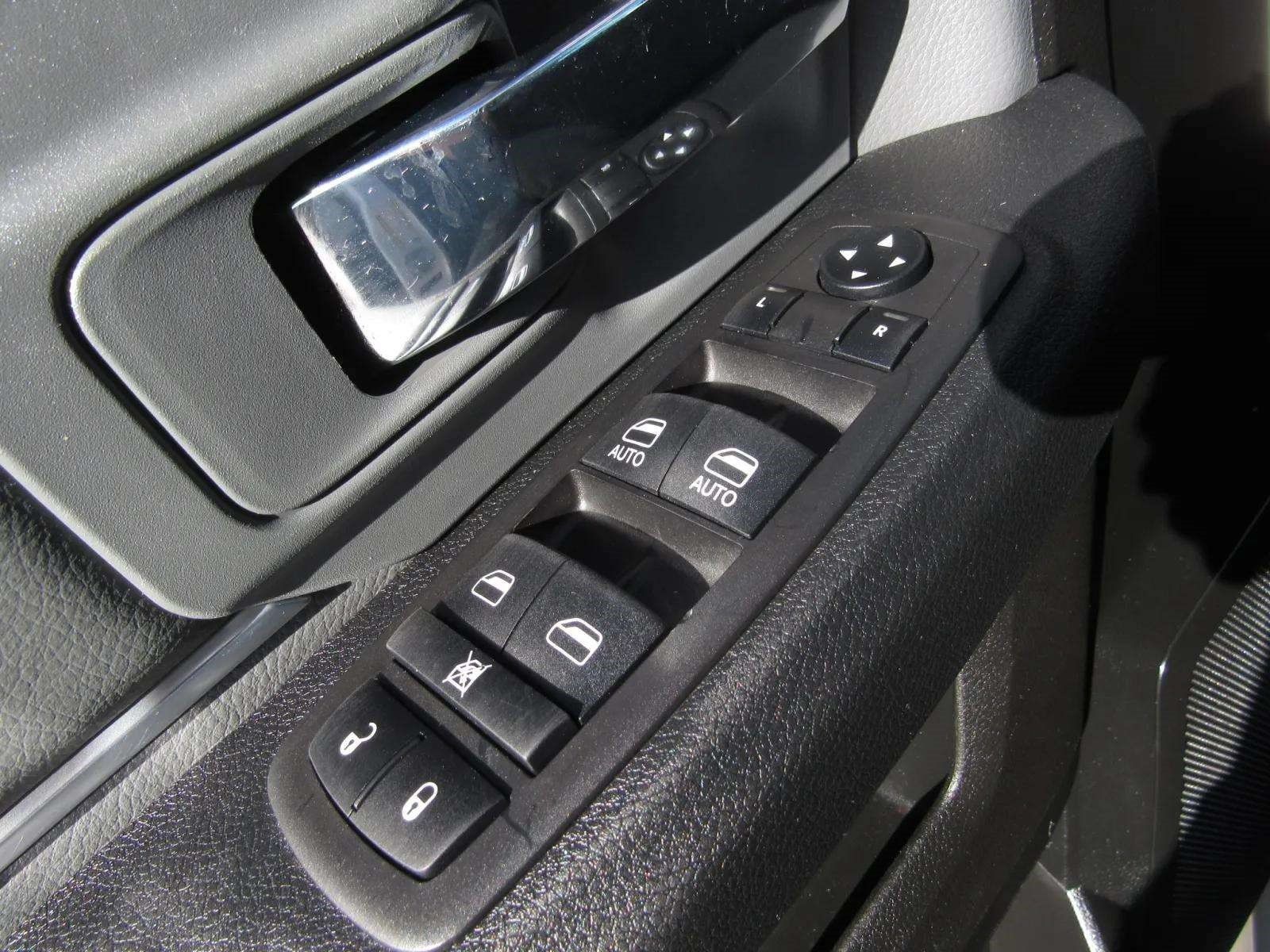 Used 2024 RAM 1500 Classic SLT RWD image 19