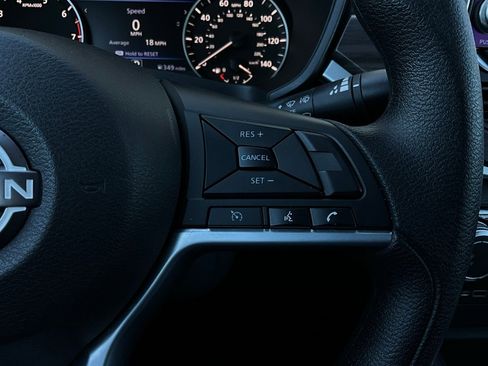 Used 2025 Nissan Altima 2.5 SV image 31