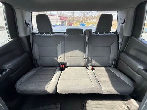 Used 2024 Chevrolet Silverado 1500 Custom Trail Boss w/ LPO, Dark Essentials Package image 28