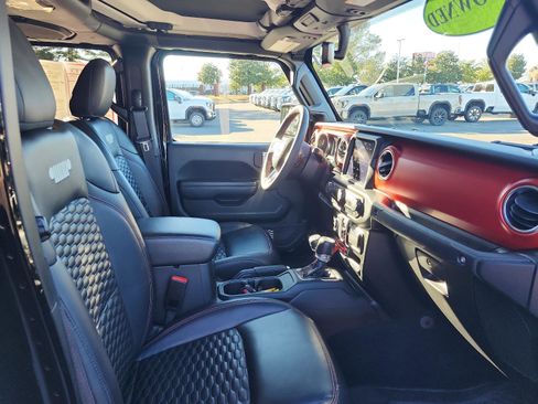 Used 2023 Jeep Gladiator Rubicon w/ LED Lighting Group image 7