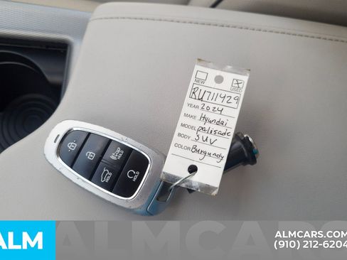 Used 2024 Hyundai Palisade Limited FWD image 40