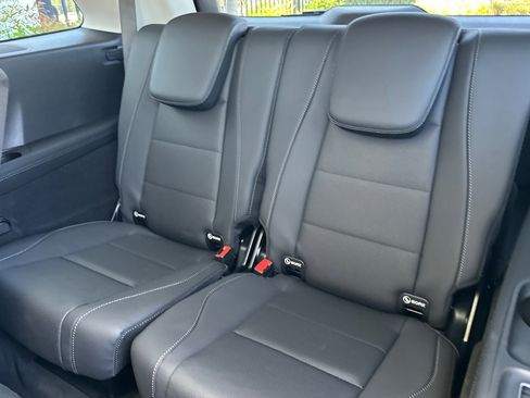 New 2026 Mercedes-Benz GLS 450 4MATIC image 15