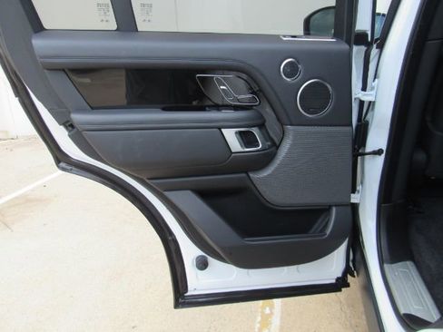 Used 2022 Land Rover Range Rover Westminster Edition image 19