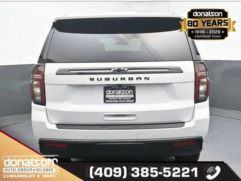 Used 2022 Chevrolet Suburban Z71 w/ Luxury Package image 4