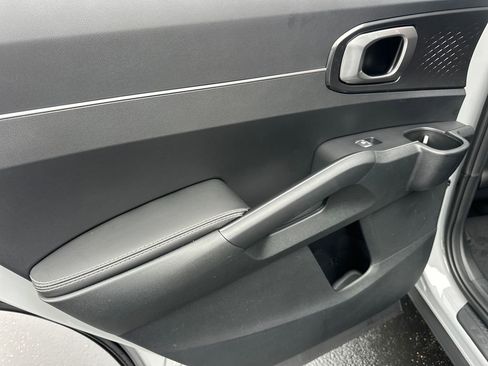 New 2026 Kia Sorento S image 14