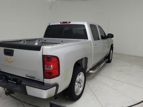 Used 2011 Chevrolet Silverado 1500 LT w/ Texas Edition image 5