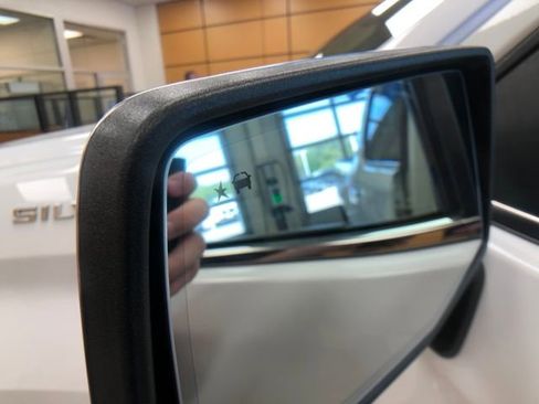 Used 2021 Chevrolet Silverado 1500 LTZ w/ LTZ Convenience Package II image 23