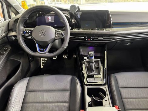 Used 2023 Volkswagen Golf 20th Anniversary Edition image 28