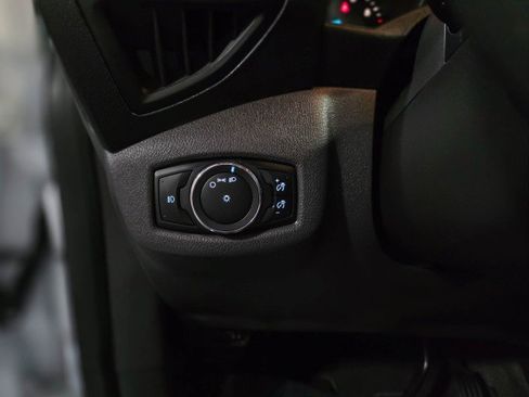 Used 2016 Ford Transit Connect XLT image 25