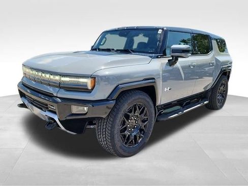 New 2025 GMC Hummer EV 2X image 8