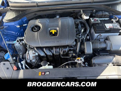 Used 2020 Hyundai Elantra SE FWD image 10