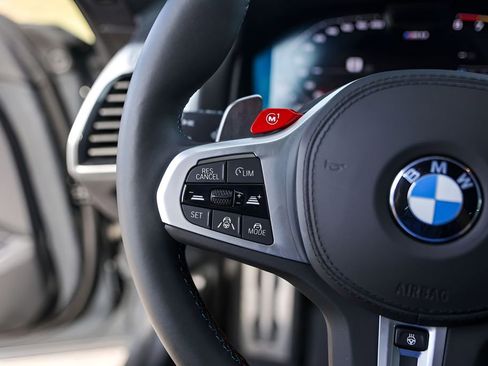 Used 2025 BMW M8 Competition AWD/4WD image 15