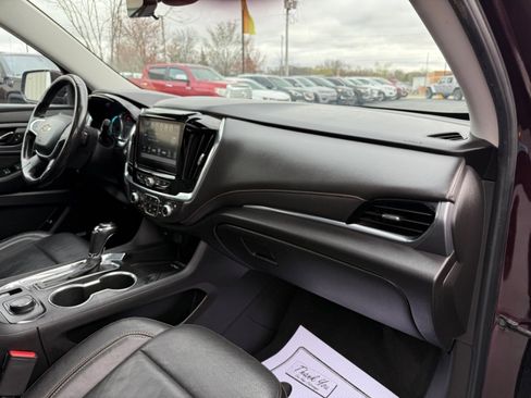 Used 2019 Chevrolet Traverse Premier image 12