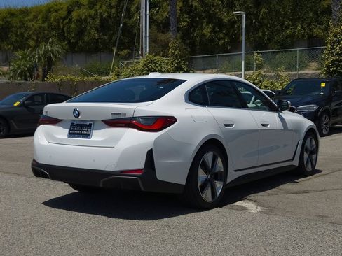 New 2026 BMW i4 eDrive40 w/ Premium Package RWD image 18