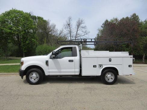 Used 2018 Ford F350 XL w/ Power Equipment Group RWD image 28