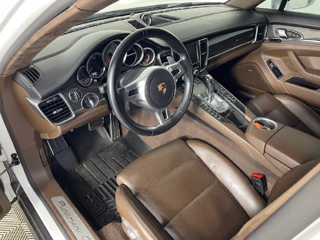 Used 2015 Porsche Panamera GTS AWD/4WD image 3