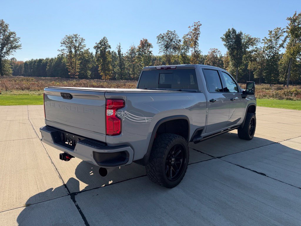 Used 2024 Chevrolet Silverado 3500 LTZ w/ LTZ Plus Package AWD/4WD image 6