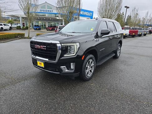 Certified 2021 GMC Yukon SLE image 2