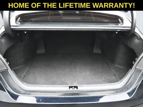 Used 2019 Toyota Camry SE image 38