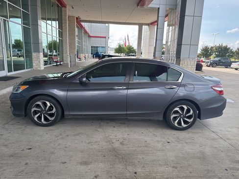 Used 2017 Honda Accord EX-L image 29