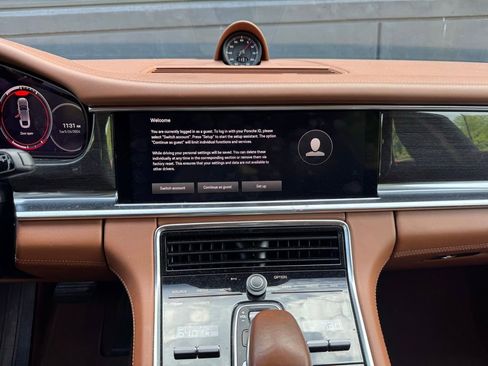 Certified 2023 Porsche Panamera 4 Platinum Edition AWD/4WD image 24