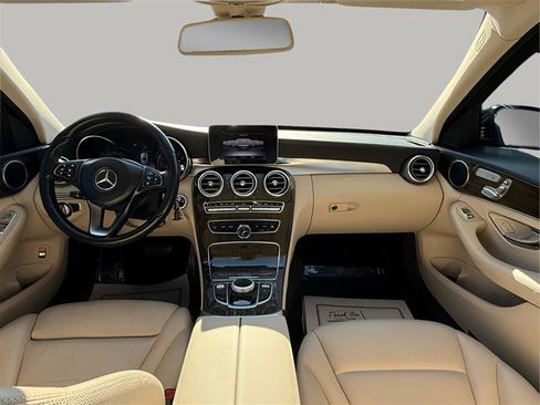 Used 2018 Mercedes-Benz C 300 Sedan w/ Premium Package image 28