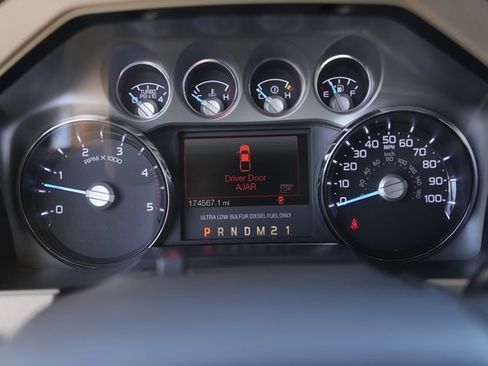 Used 2011 Ford F250 Lariat w/ Lariat Interior Pkg image 24