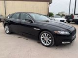 Used 2019 Jaguar XF Premium image 3