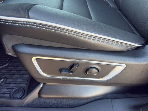 New 2026 RAM 1500 Laramie w/ Night Edition image 15