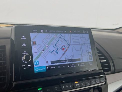 Used 2026 Honda Odyssey Touring image 10