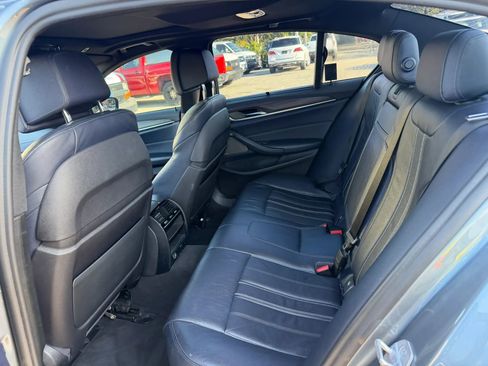 Used 2017 BMW 530i RWD image 12