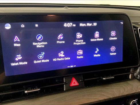 Certified 2025 Kia Sportage X-Line image 6