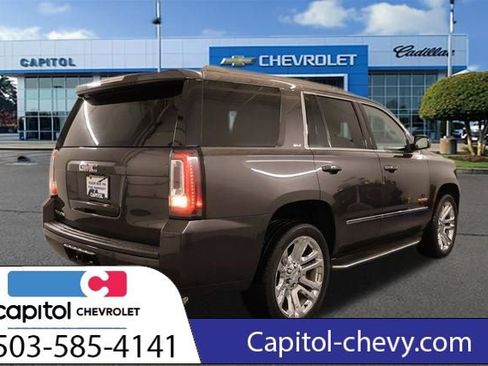 Used 2018 GMC Yukon SLT w/ Premium Edition image 2